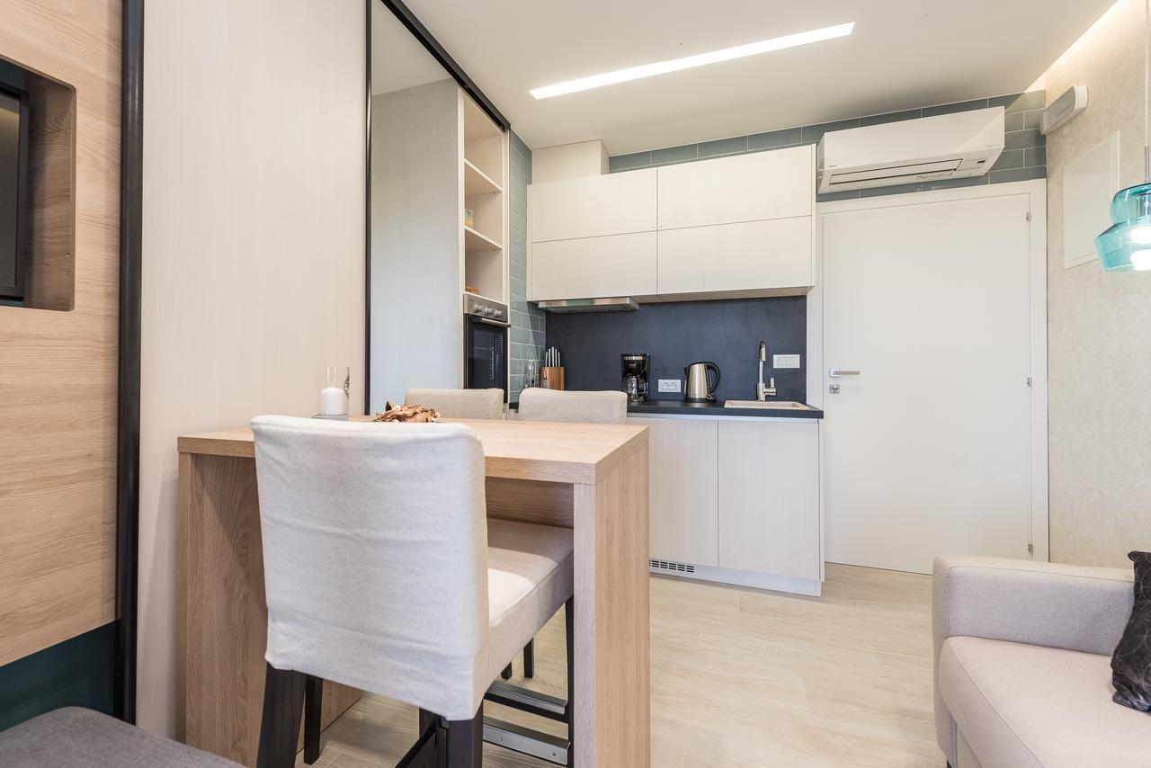 Luxury Apartments Garden Sukosan Exterior photo